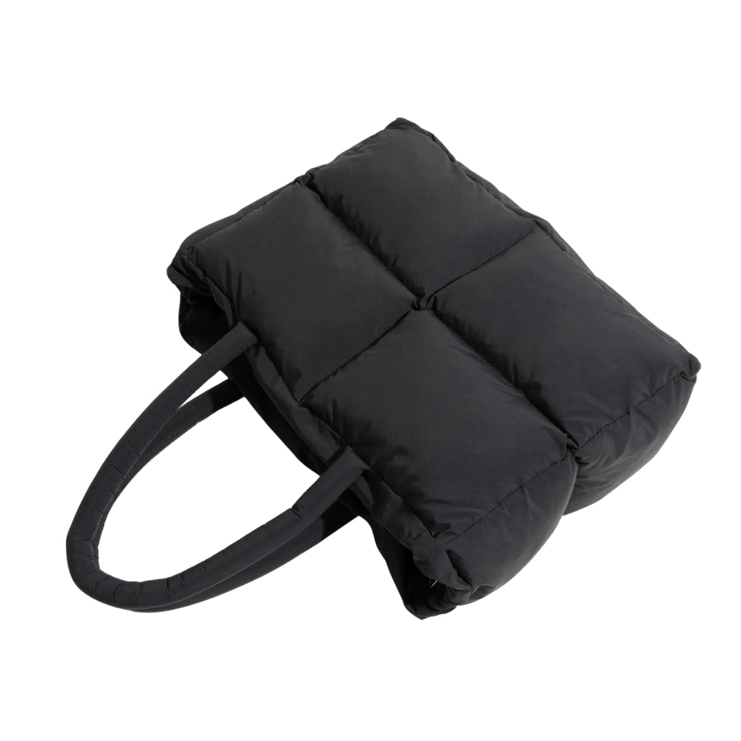 Spacious Leather Crossbody Bag for Everyday Use
