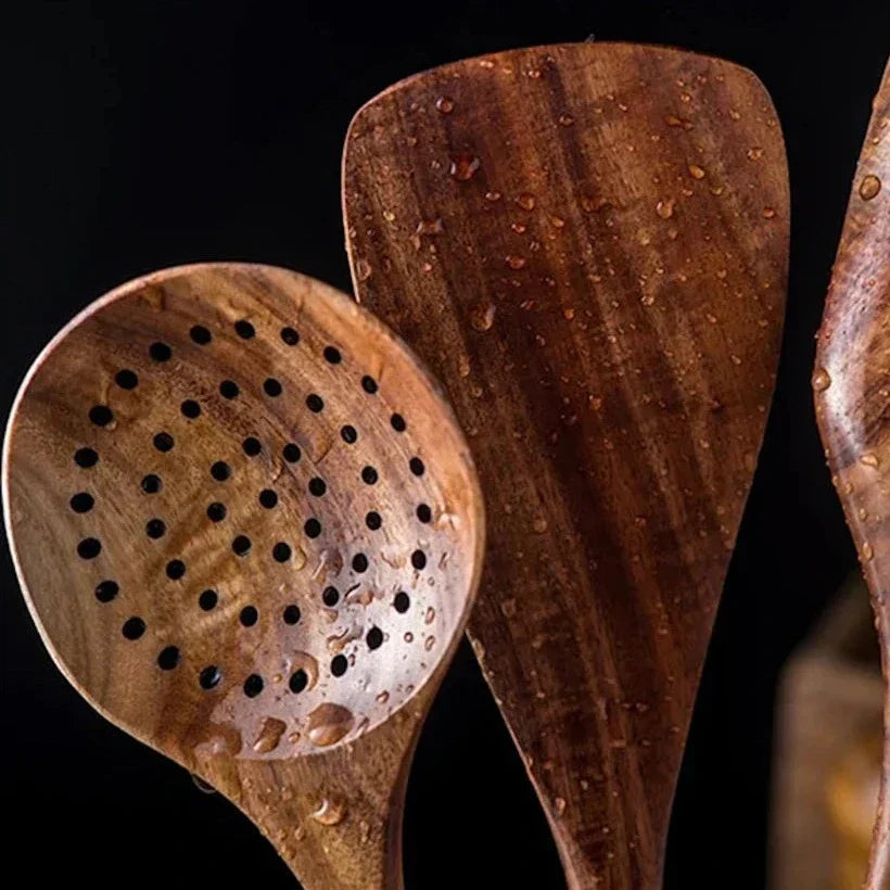 Elegant 8-Piece Acacia Wood Kitchen Utensil Collection