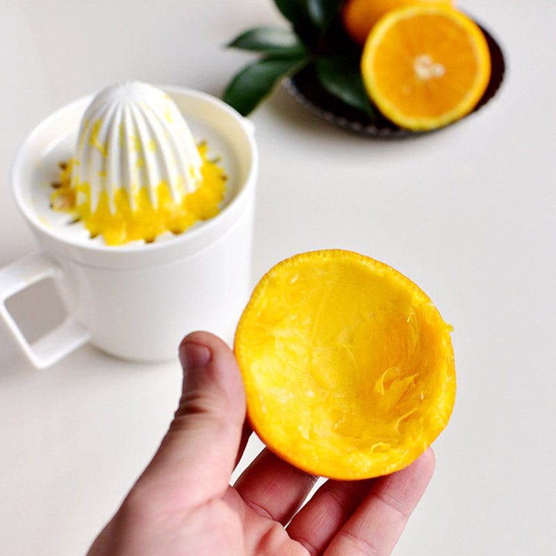 Effortlessly Extract Every Drop of Fresh Juice with PureSqueeze
