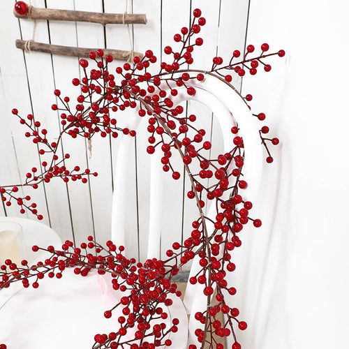 Artificial Berry Garland for Stylish Winter & Christmas Decor - Red Berries