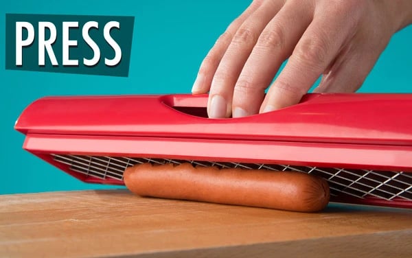 Juicy, Crispy Hot Dogs Ready in 8 Seconds