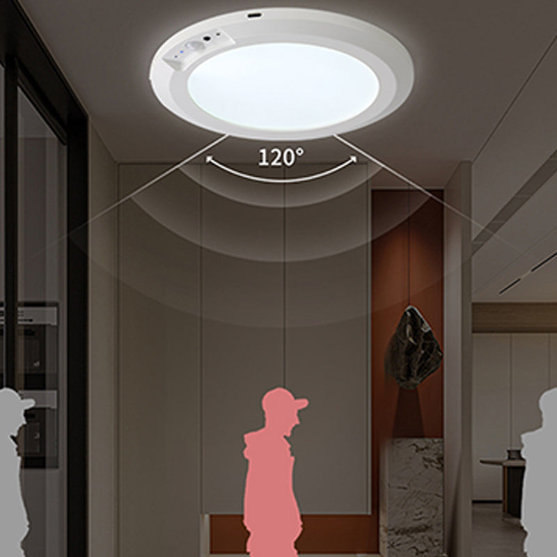 Hands-Free and Safe Dark Spot Brightening Solution