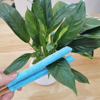 Leaf and Dust Remover - Effortlessly Cleans Without Scratching