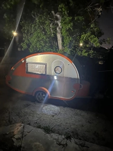Solar Light Clip – Instantly Brightens Dark Paths for Safety