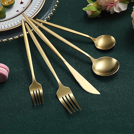 Stainless Steel Cutlery Set – Simple Elegance in Minimalist Style