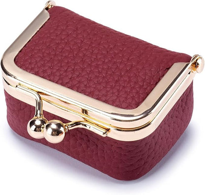 Glitzy Jewelry for On-the-Go Style