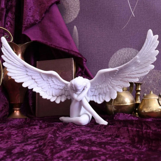 18 cm Angel Wings Sculpture | 3D Embrace | Resin Figure | Modern Decor