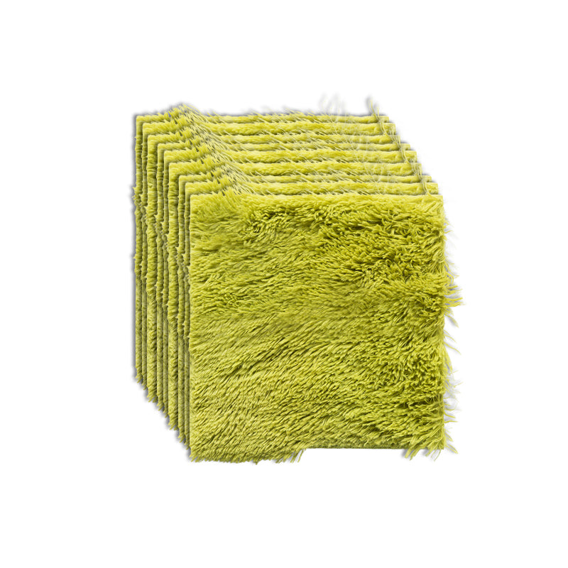 Interlocking Shag Carpet Tiles in Color Block Design – Modern Floor Covering