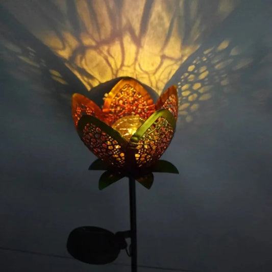 Effortless Solar Lights for Stunning Gardens All Night Long