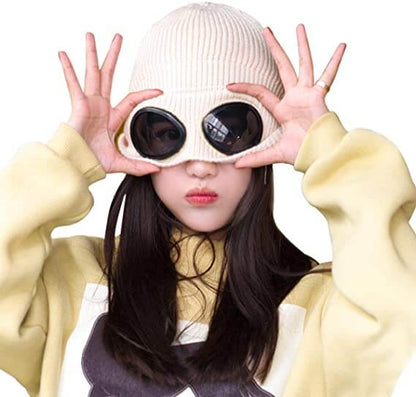 Windproof Stylish Headgear with Removable Goggles for Warmth