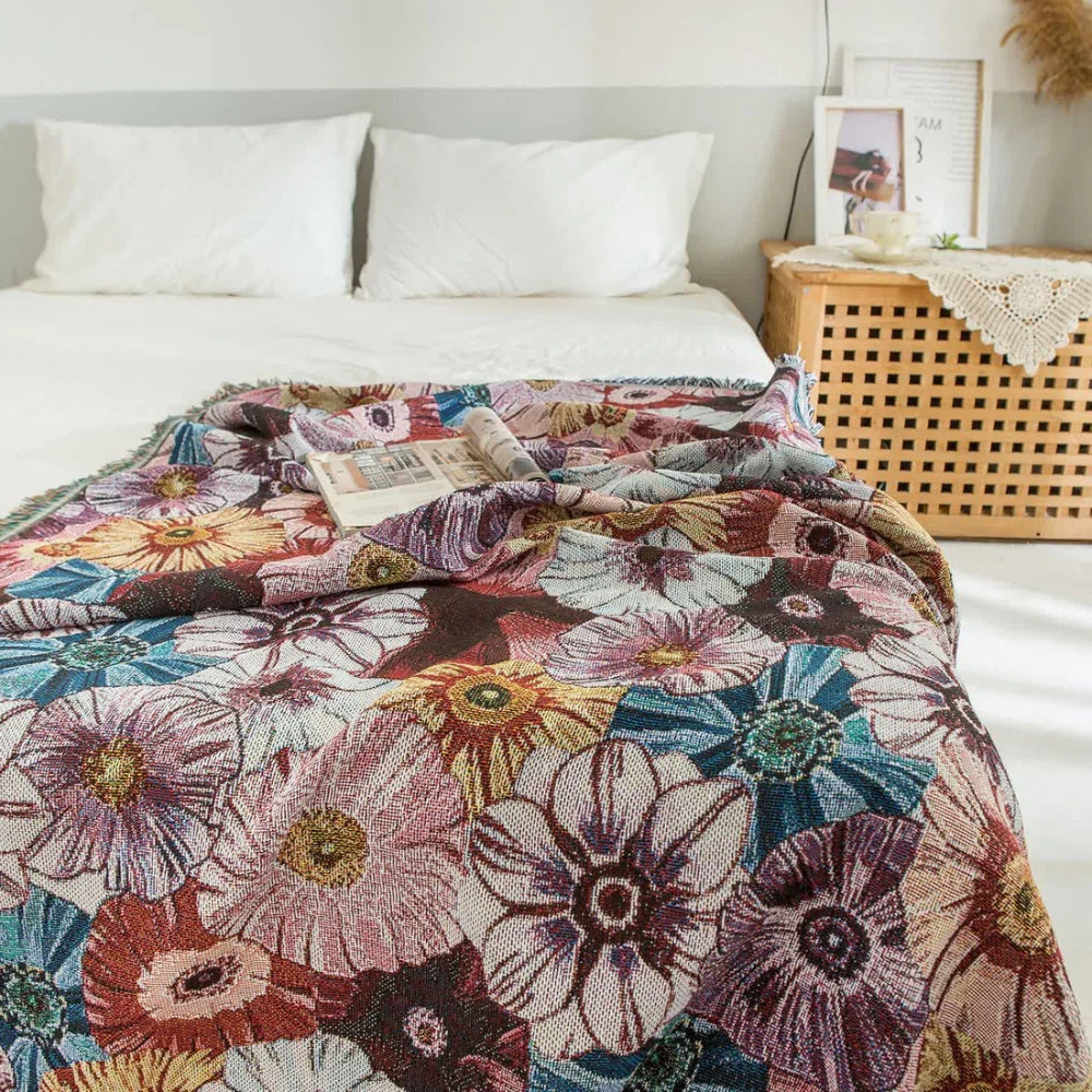 Charming Floral Woven Blanket with Tassels for Cozy Living