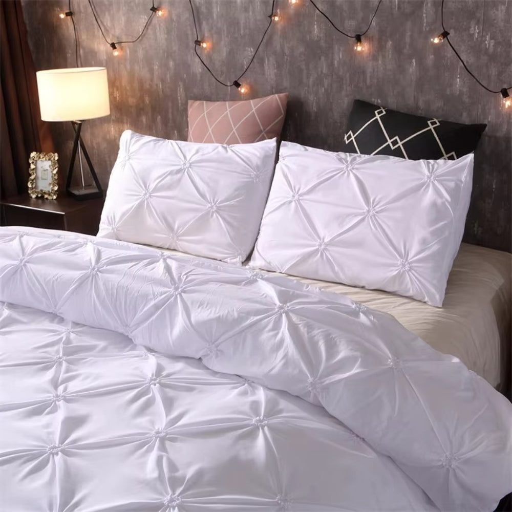 LuxeDream 3-Piece Bedding Set for Ultimate Comfort