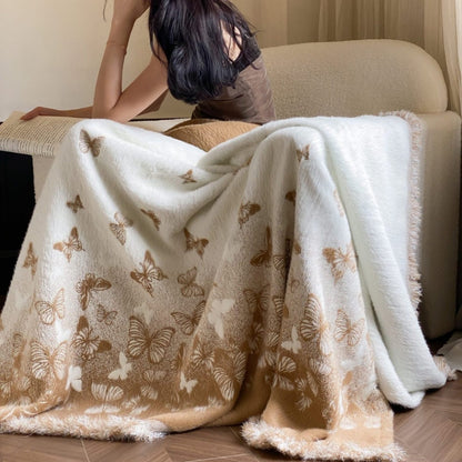 Elegant Luxe Blanket with Jacquard Design