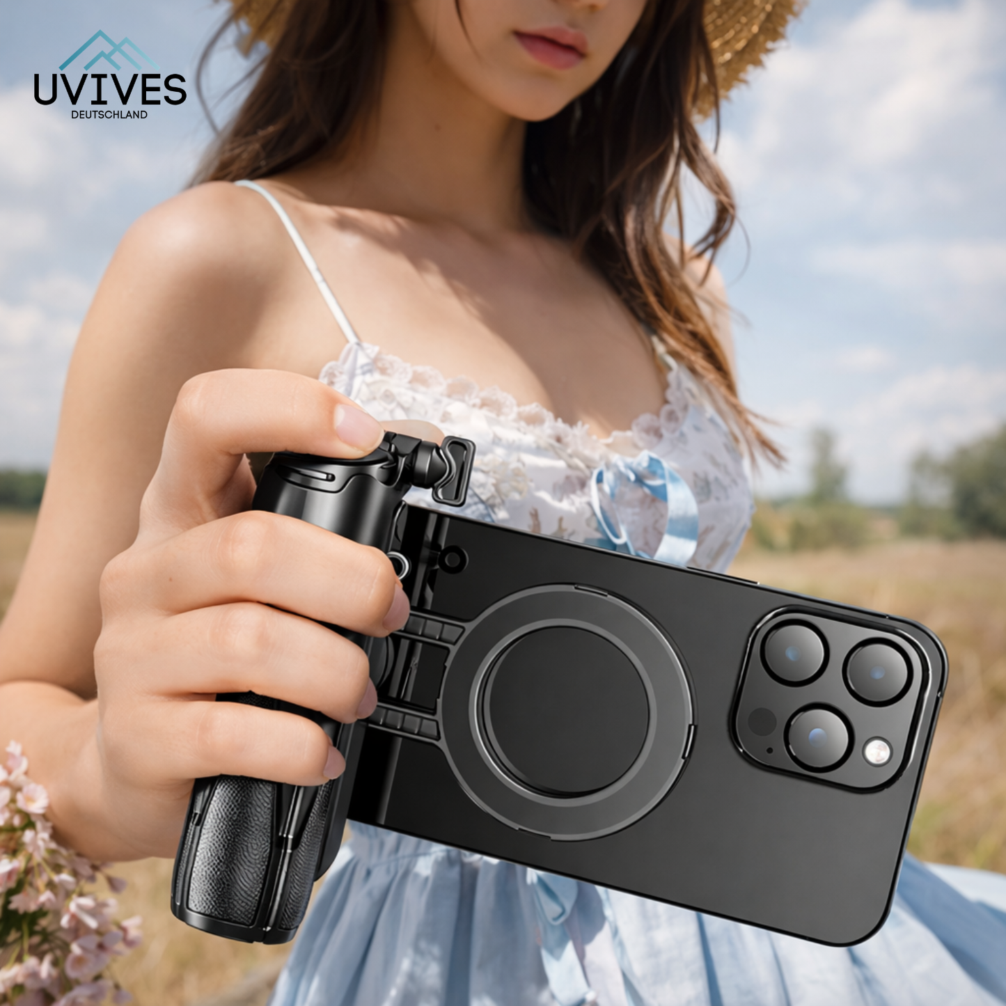 Capture Sharp, Steady Photos Anywhere Instantly