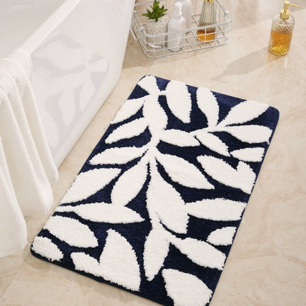 Serenity Leaf Design Bath Mat for Ultimate Comfort
