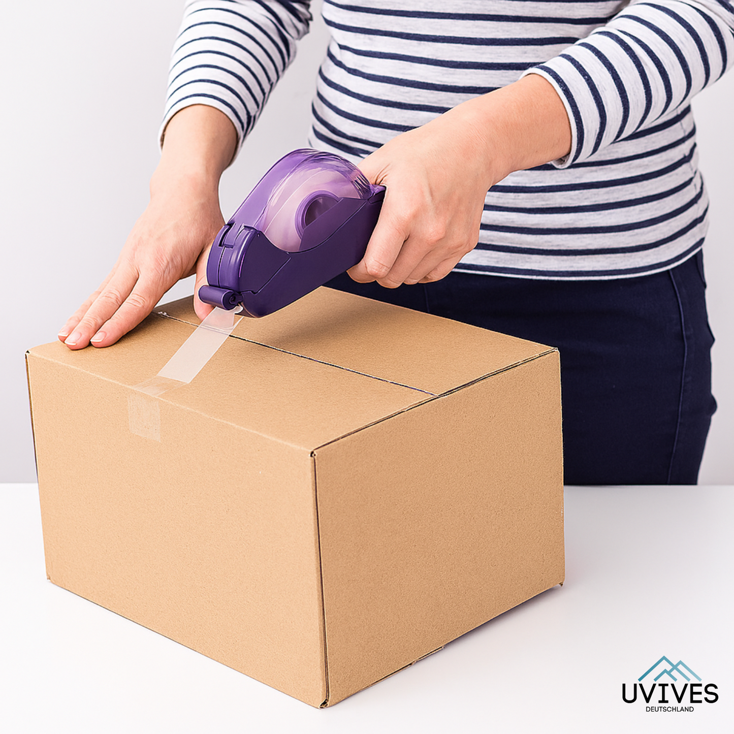 Stress-Free Tape Dispenser with One-Click Operation