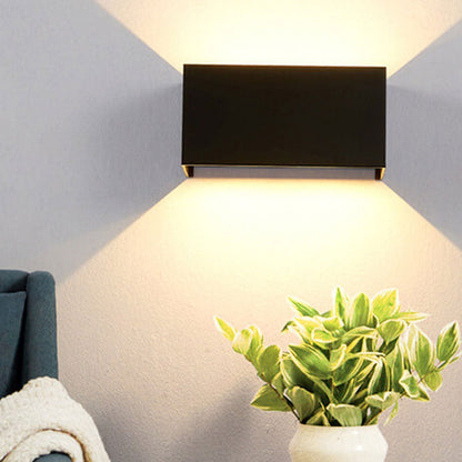 Contemporary Rectangular Waterproof LED Wall Light for Outdoor Use with Dual Light