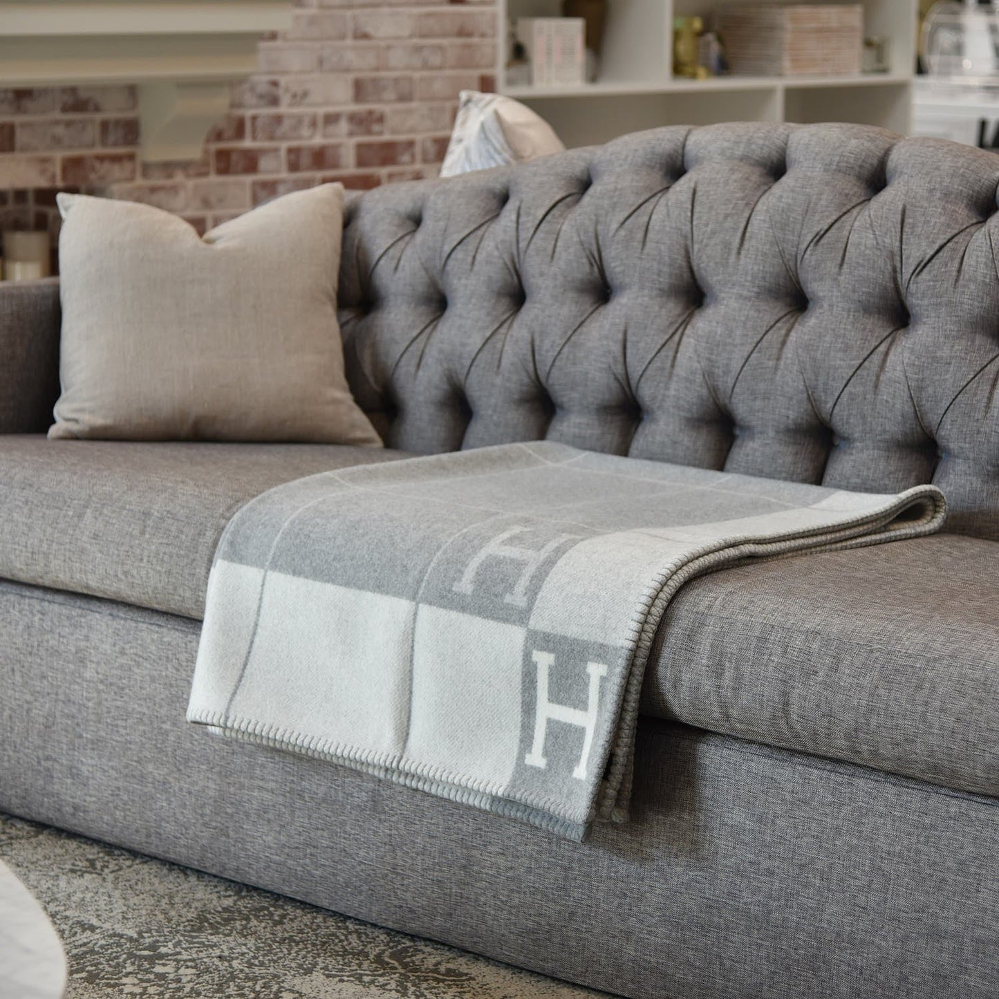 Elegant Isabelle Cashmere Blanket – Luxury Home Throw