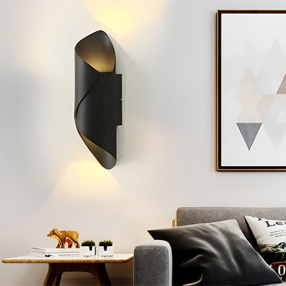 Spiral Black Metal Wall Lamp – Contemporary Outdoor Lighting Fixture