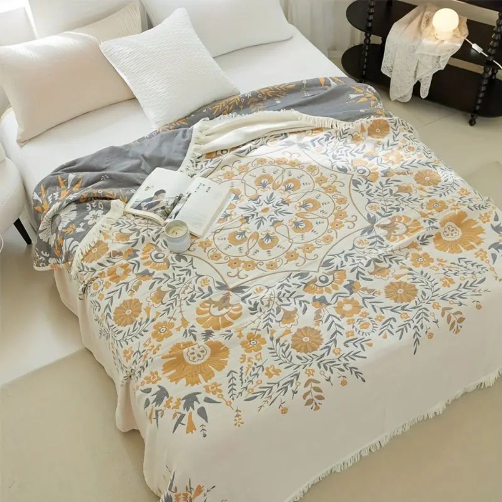 Chic Floral Reversible Cotton Throw for All Seasons