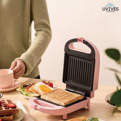 Compact and Quick Breakfast Toaster