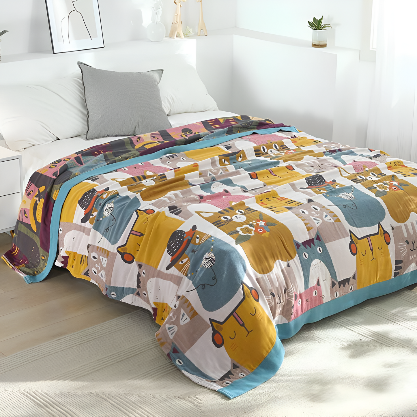 Cozy Cat-Inspired Reversible Cotton Blanket for Kids
