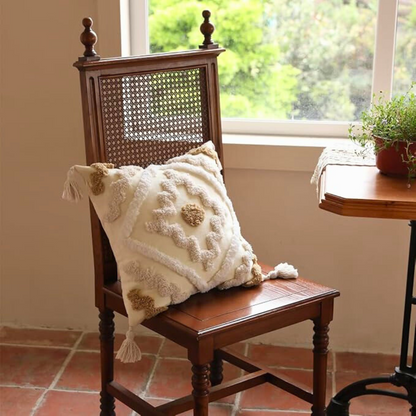 Chic Comfort Geometric Pillow Cover for Stylish Spaces