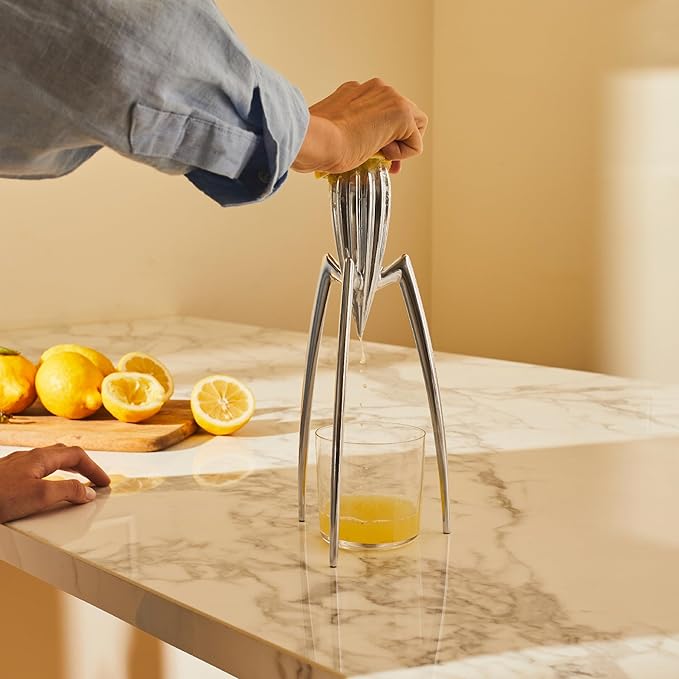 Citrus Juicer – Effortlessly Extract Every Last Drop of Fresh Juice