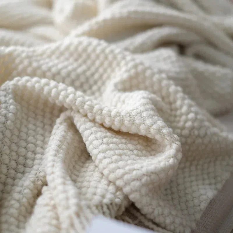 Soft Wool Blanket for Year-Round Warmth - Cozy and Creamy