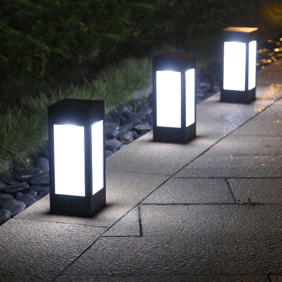 Square Solar LED Garden Lantern – Decorative Outdoor Lighting for Pathways and Patios