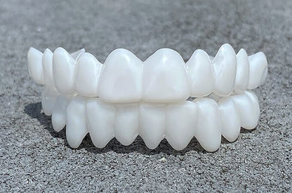 Adjustable White Denture Lens for Direct Smile Enhancement