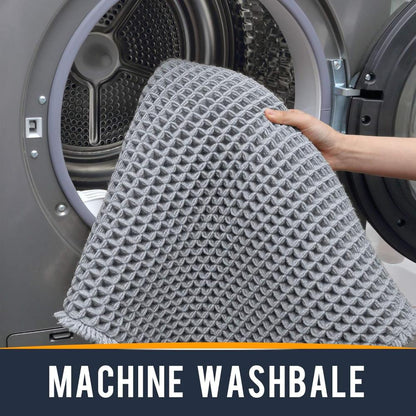 Plush Absorbent Bath Mat for a Cozy Bathroom Retreat