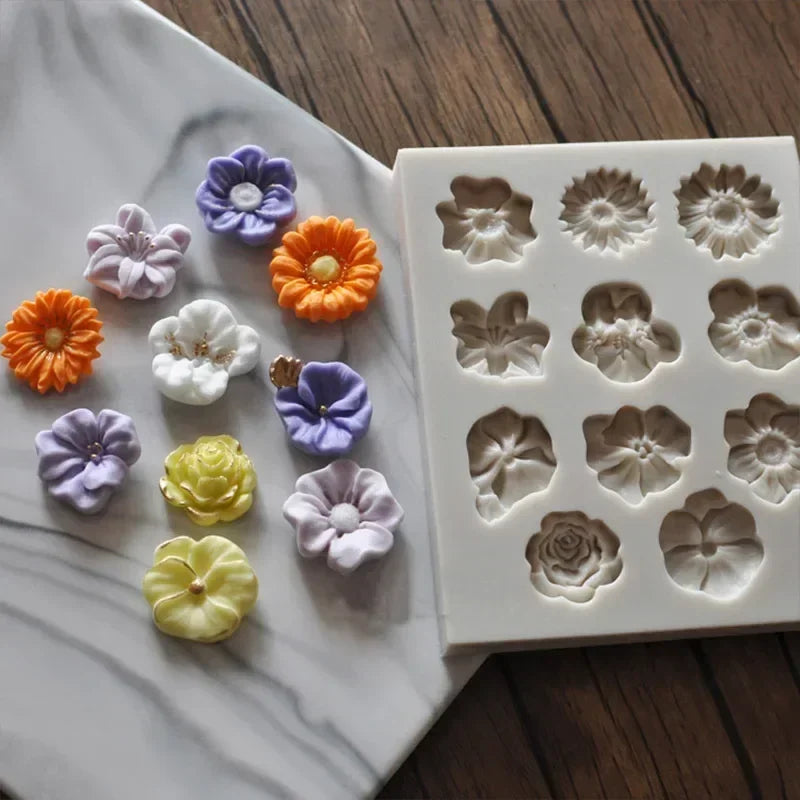 Silicone Mini Flower Molds - Sunflower & Rose Cake Decorating 11 cm