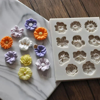 Silicone Mini Flower Molds - Sunflower & Rose Cake Decorating 11 cm