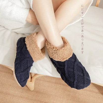 Unisex Cozy Winter Socks – Warm, Plush with Non-Slip Sole, Fleece-Lined for Men & Women