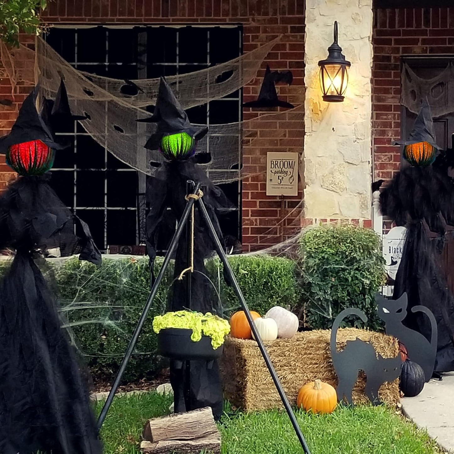 Set of 3 Glowing Halloween Witches – HexaGlow