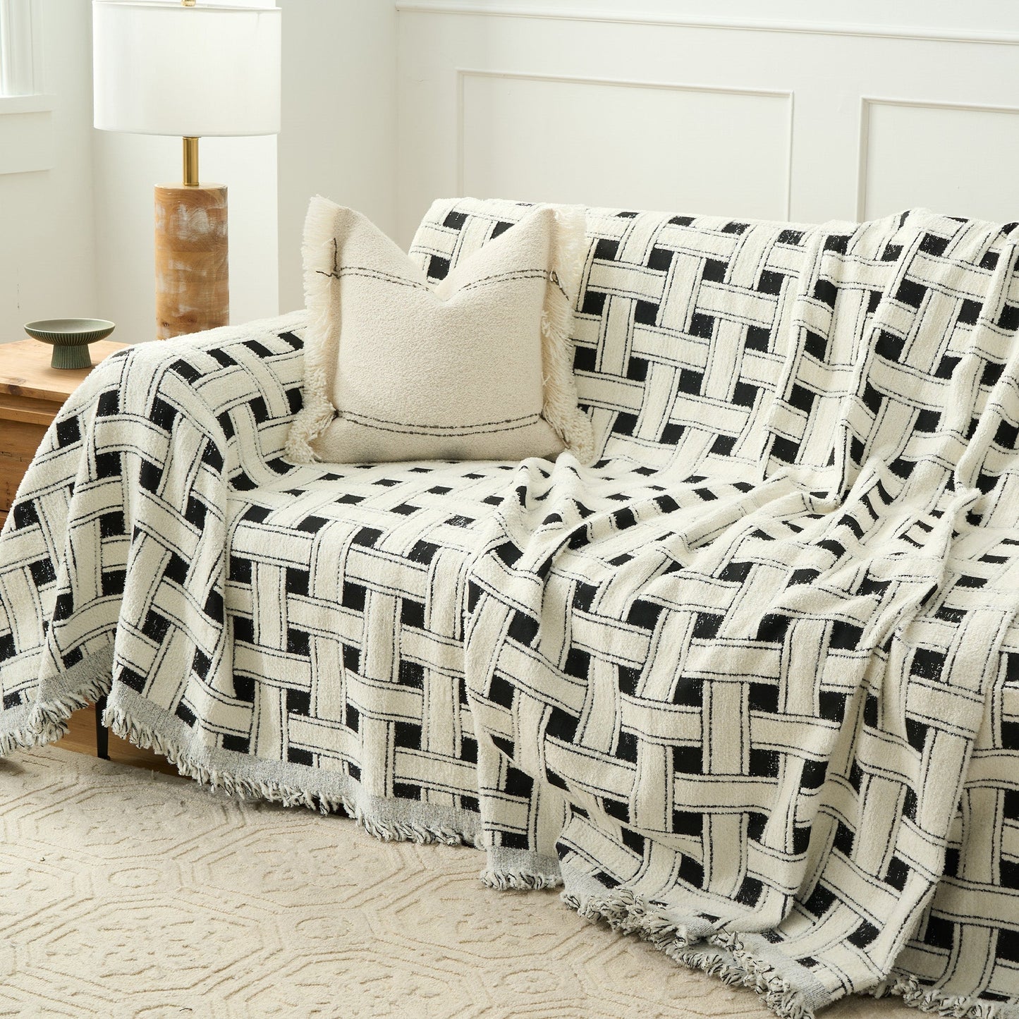 Cozy Throw Blanket – Soft Crosshatch Chenille Sofa Protector