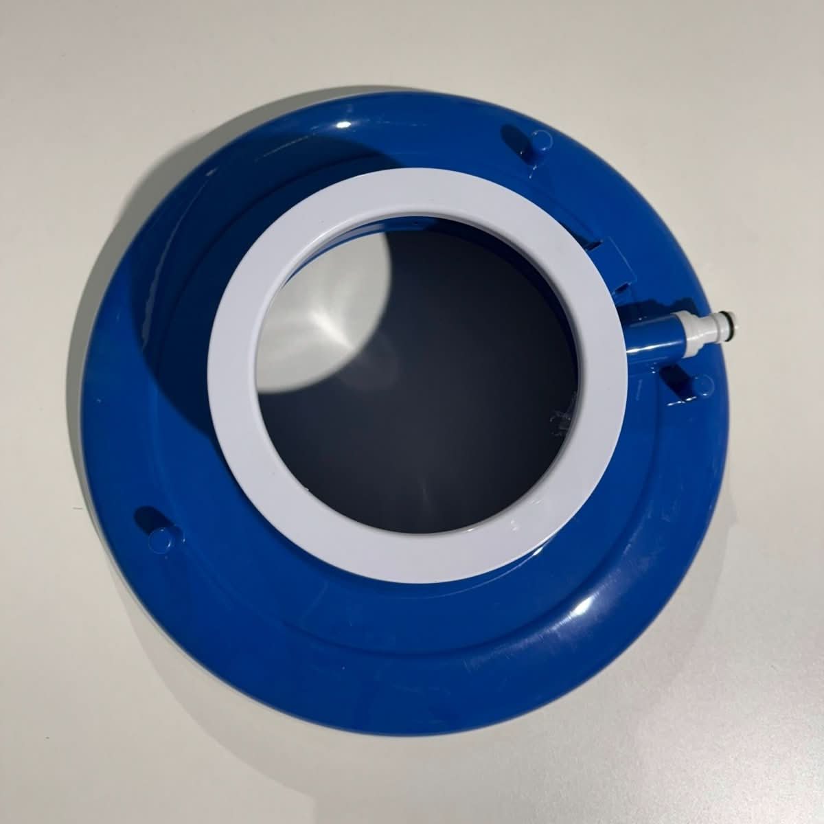 Pool Vacuum Cleaner for Quick Collection of Leaves and Dirt
