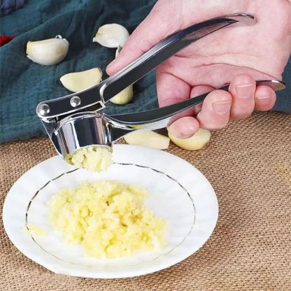 Manual Garlic Press – Multifunctional & Non-Slip – Aluminum Alloy – 16x5 cm