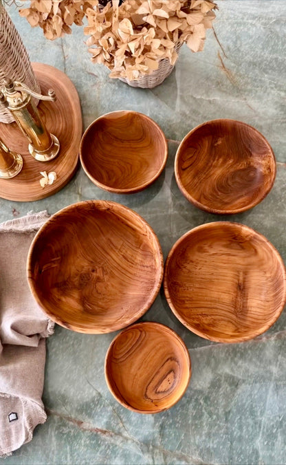 Nesting Teak Bowls Set – 5 Handcrafted Pieces in Classic Style