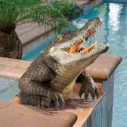Swamp Gator Statue for Garden Decoration