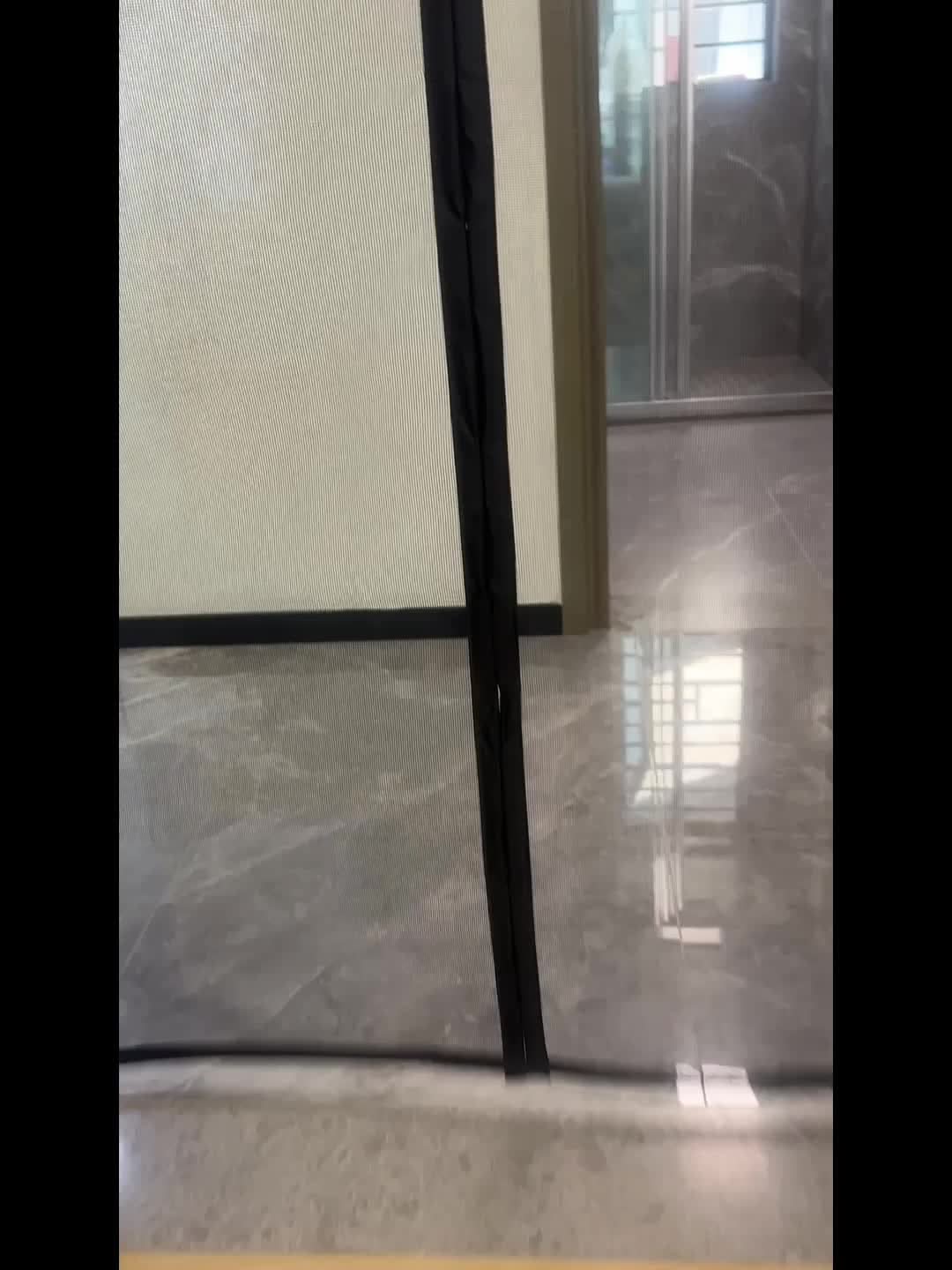 Magnetic Mesh Door Curtain for Insect Protection – Hands-Free Access