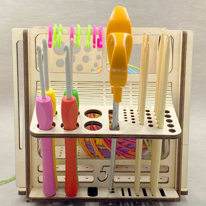 Seamless Yarn Flow for Tangle-Free Crafting Enjoyment