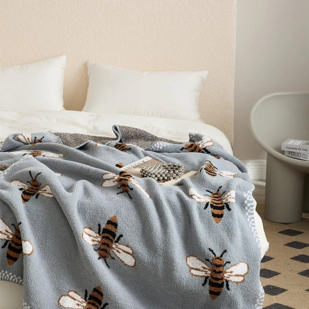 Cozy Honeycomb Throw Blanket for Ultimate Comfort