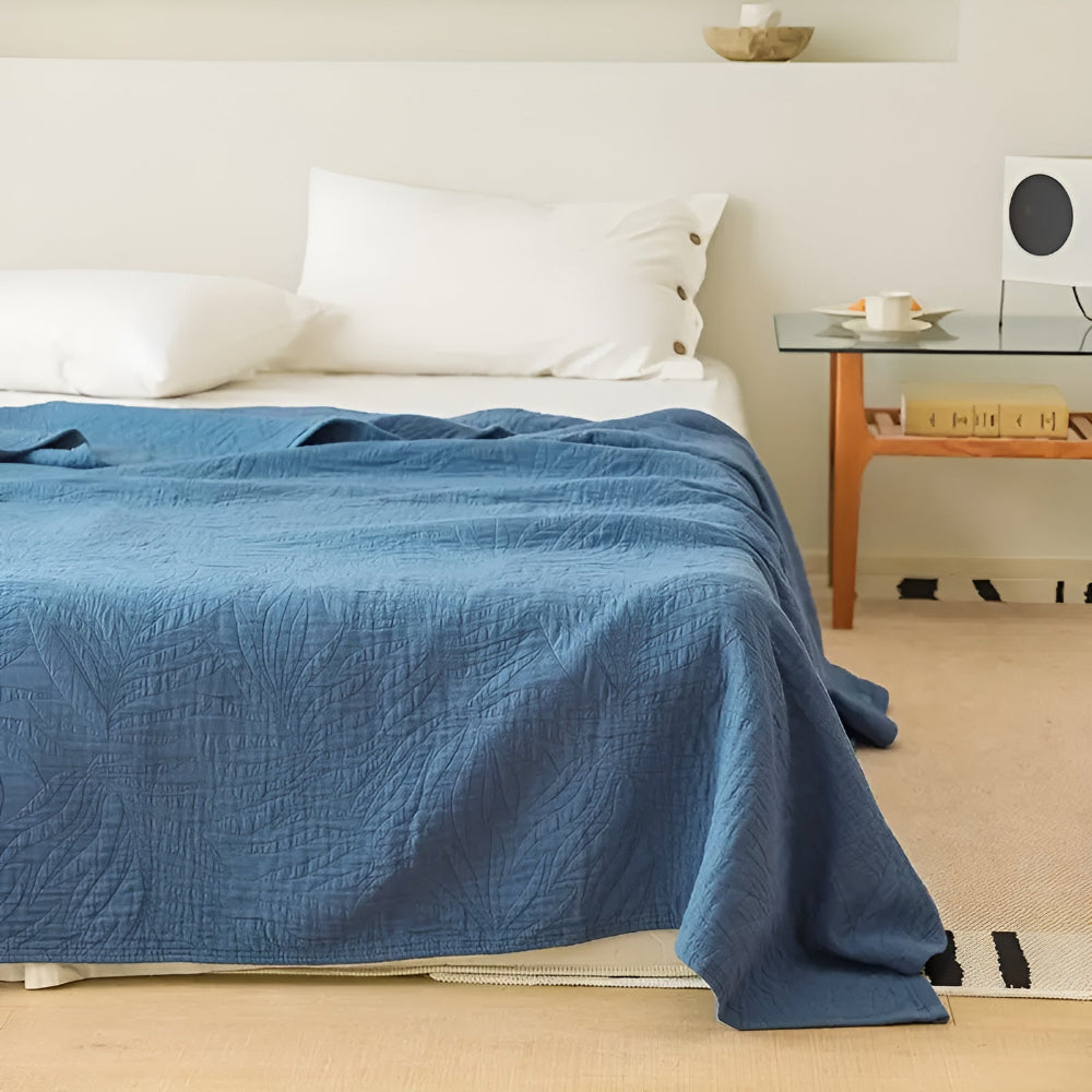 Cozy Leaf Design Cotton Throw Blanket