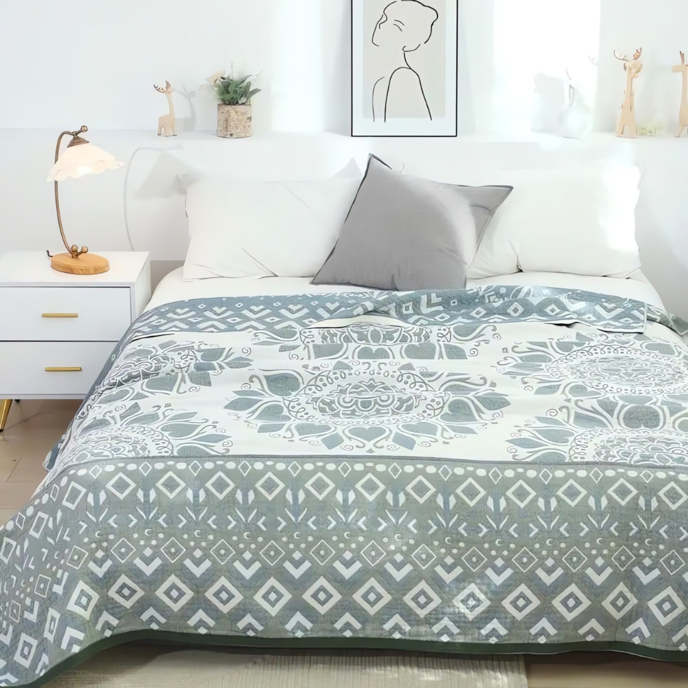 Elegant Floral Cotton Throw for Year-Round Comfort