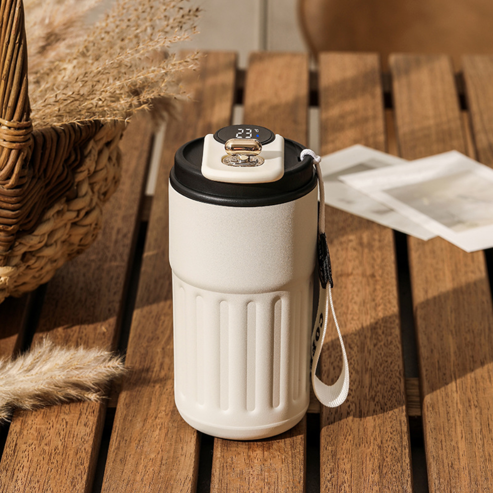 Smart Temperature LED Water Bottle - Stay Hydrated, Stay Informed