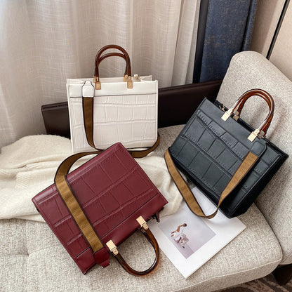 Stylish Travel Bag with Ample Storage Space