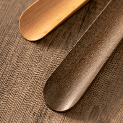 Magnetic Wooden Shoe Horn for Easy Footwear Access