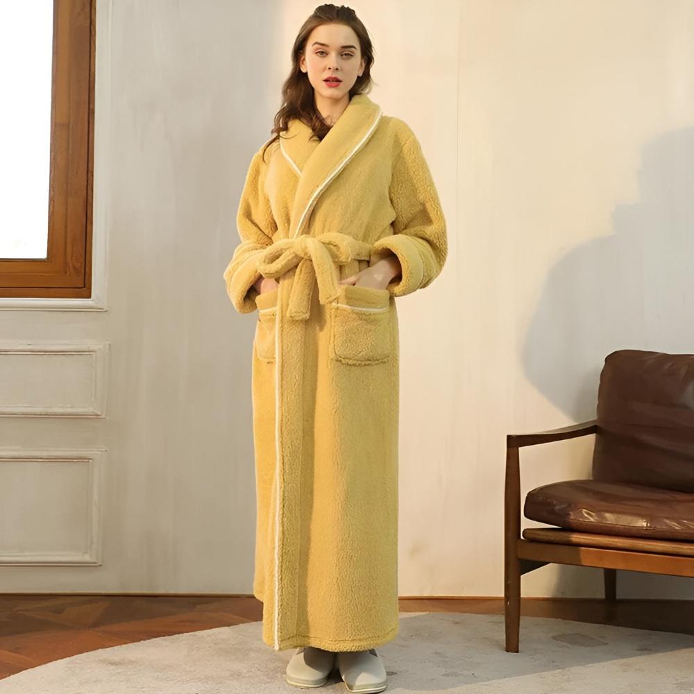 Plush Everyday Robe for Ultimate Comfort